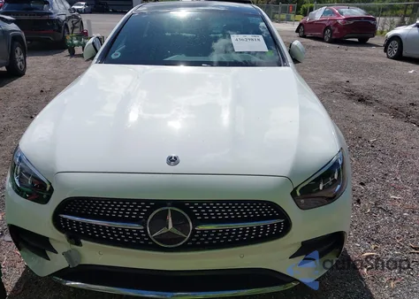 2022 Mercedes-Benz E 350 из США, поврежденный, VIN W1KZF8DB2NB097025